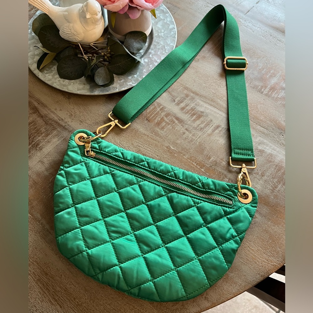 Social Threads Quilted Bag